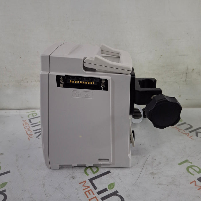 CareFusion Alaris 8015 Large Screen POC Infusion Pump