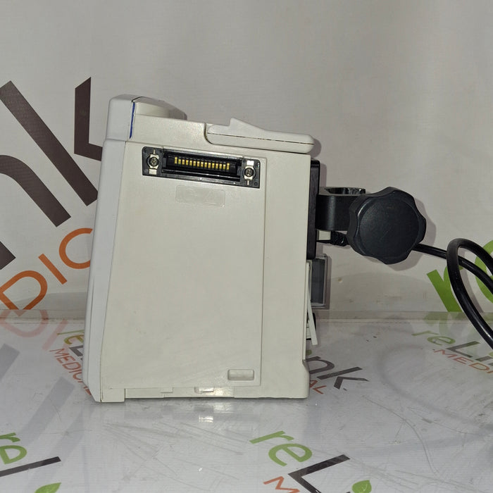 CareFusion Alaris 8015 Large Screen POC Infusion Pump