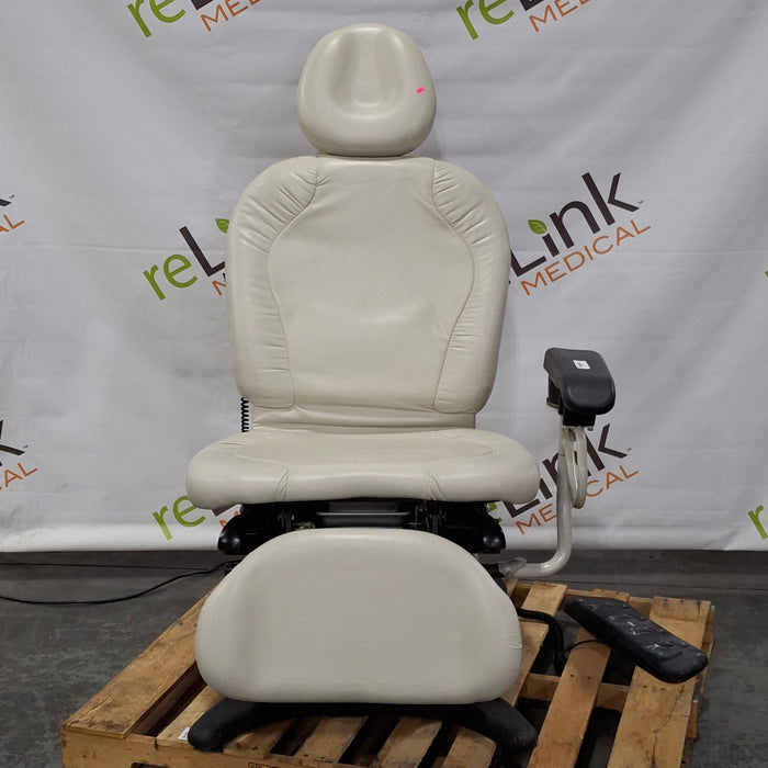 Midmark 630 Procedure Chair