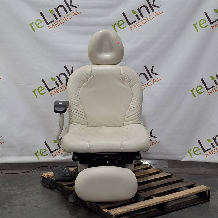 Midmark 630 Procedure Chair