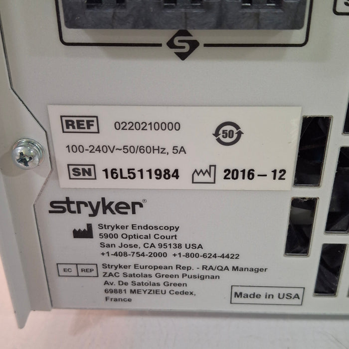 Stryker L9000 Light Source