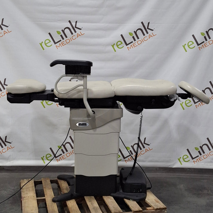 Midmark 630 Procedure Chair