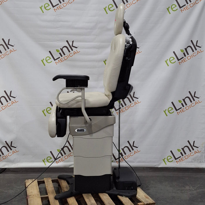 Midmark 630 Procedure Chair