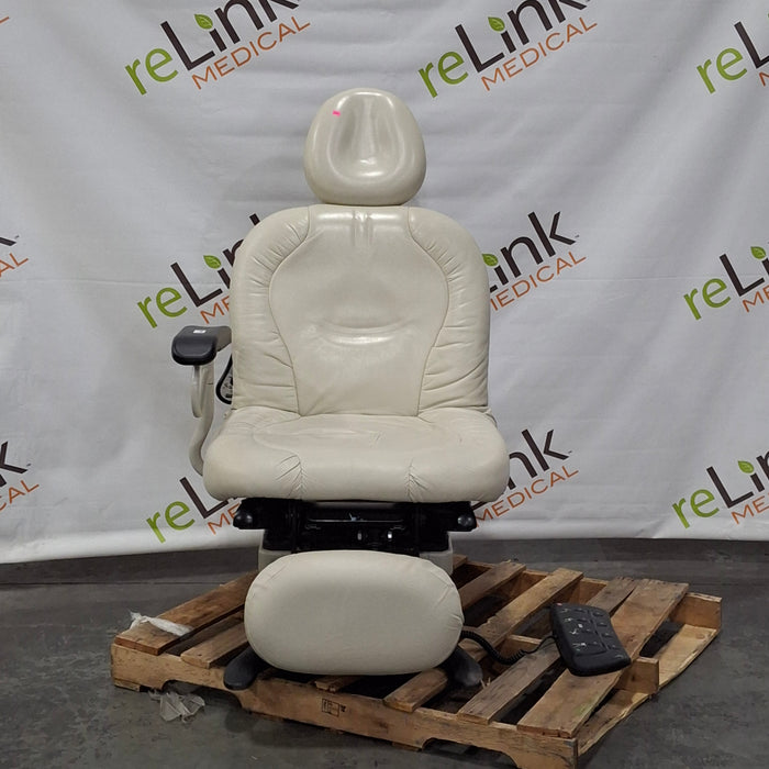 Midmark 630 Procedure Chair