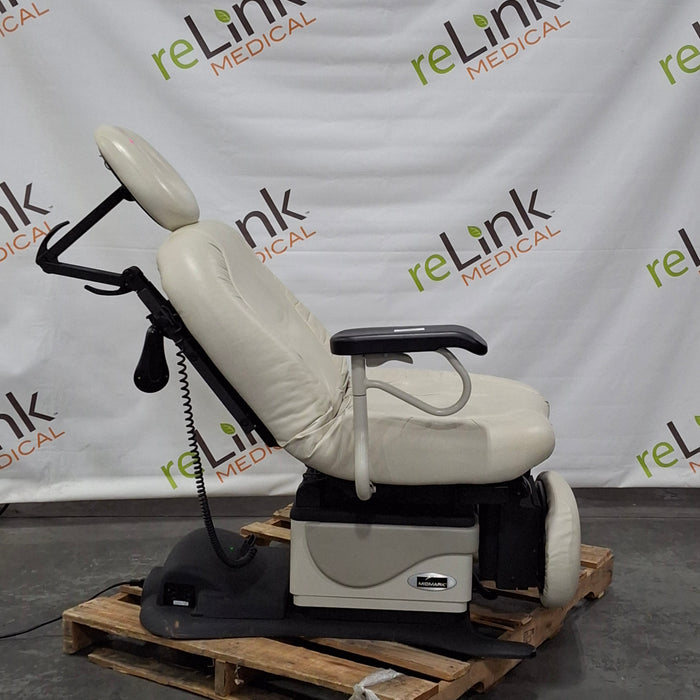 Midmark 630 Procedure Chair