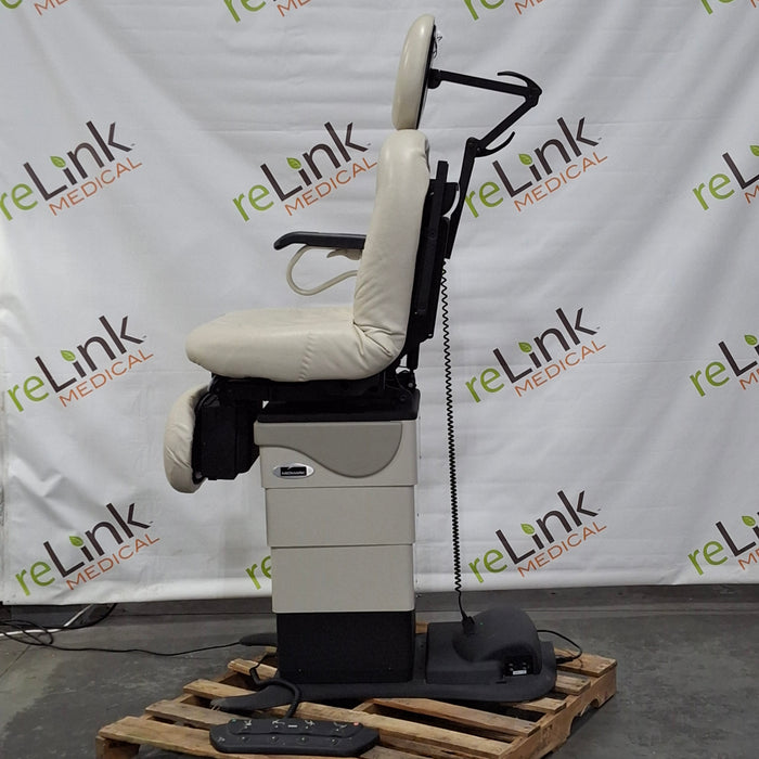Midmark 630 Procedure Chair