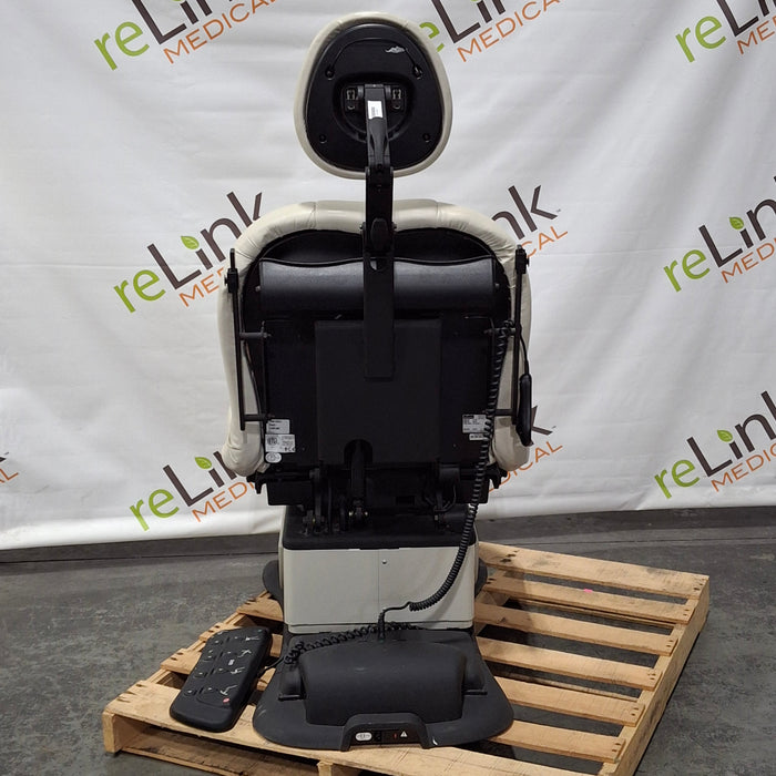 Midmark 630 Procedure Chair