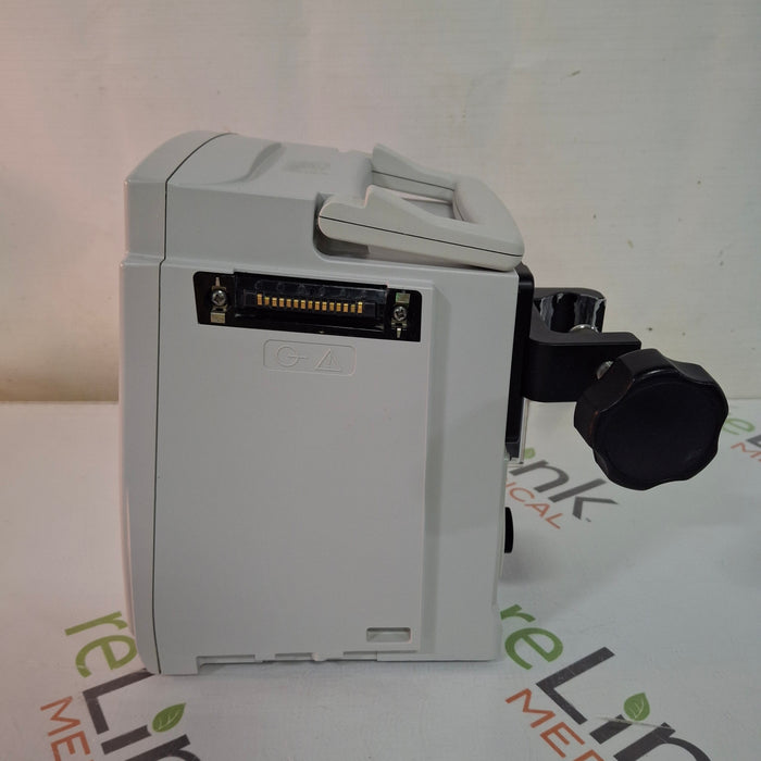 CareFusion Alaris 8015 Large Screen POC Infusion Pump