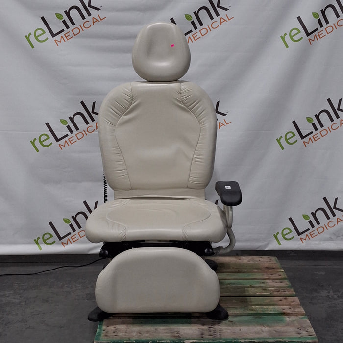 Midmark 630 Procedure Chair