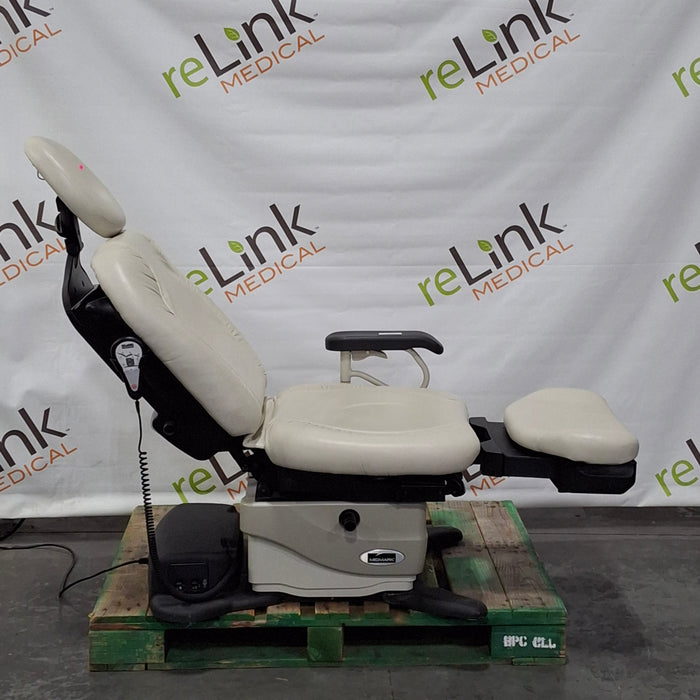 Midmark 630 Procedure Chair
