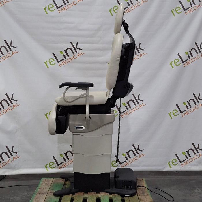Midmark 630 Procedure Chair
