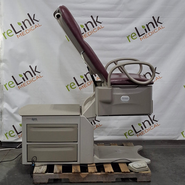 Brewer 6000 Access High-Low Exam Table