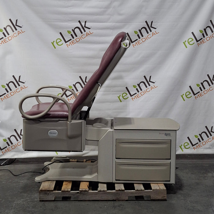 Brewer 6000 Access High-Low Exam Table