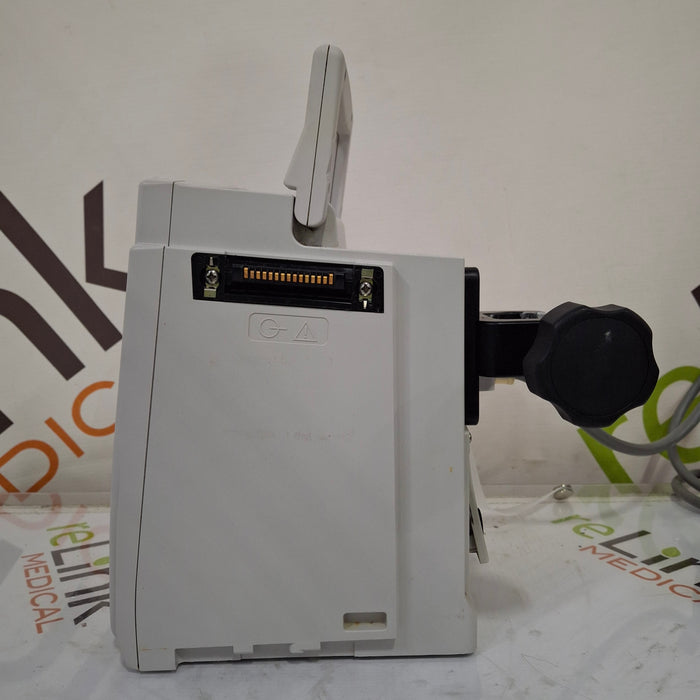 CareFusion Alaris 8015 Large Screen POC Infusion Pump