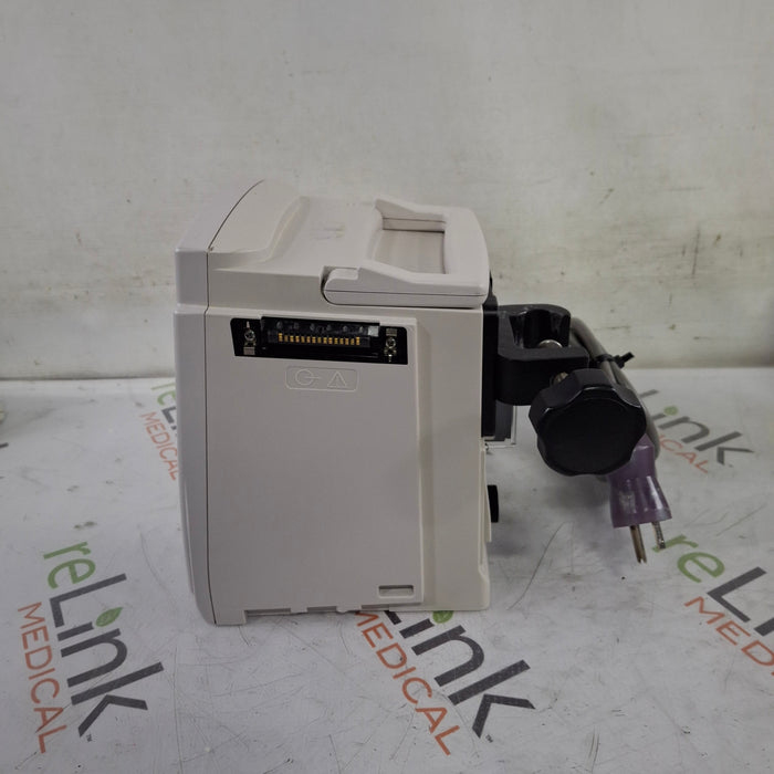 CareFusion Alaris 8015 Large Screen POC Infusion Pump