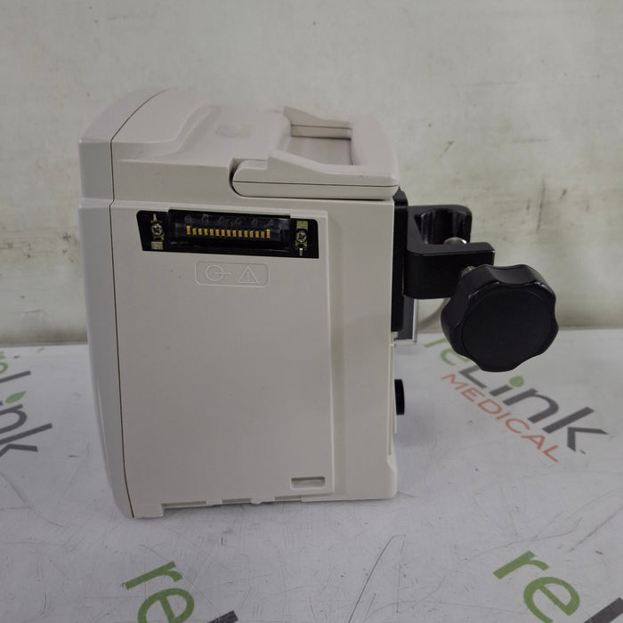 CareFusion Alaris 8015 Large Screen POC Infusion Pump