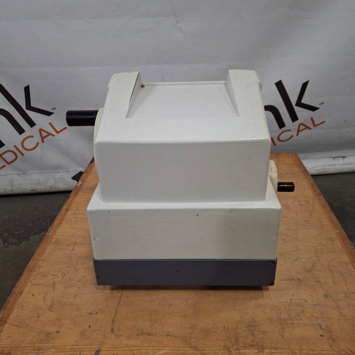 SAKURA Accu-Cut SRM Rotary Microtome