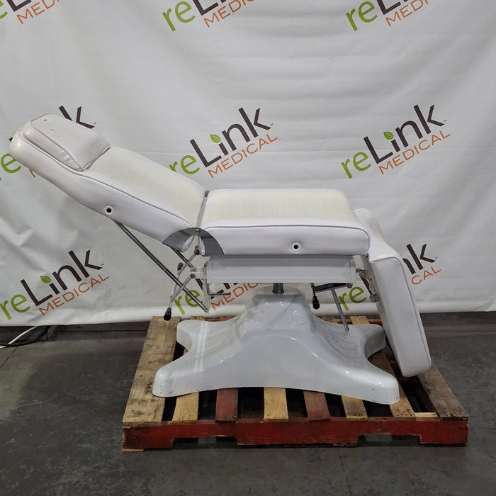 SkinAct Hydraulic Treatment Chair