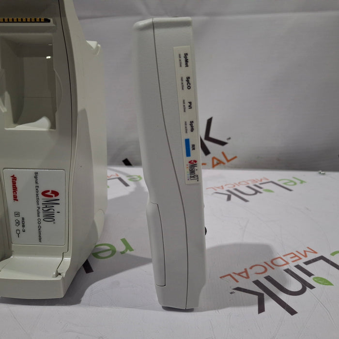 Masimo Radical 7 Pulse Oximeter w/ Base