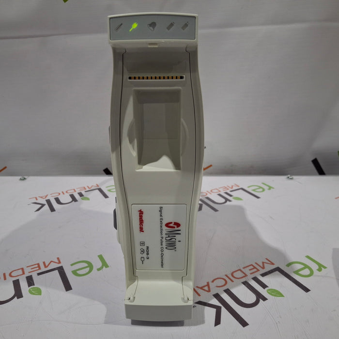 Masimo Radical 7 Pulse Oximeter w/ Base