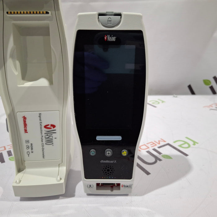 Masimo Radical 7 Pulse Oximeter w/ Base