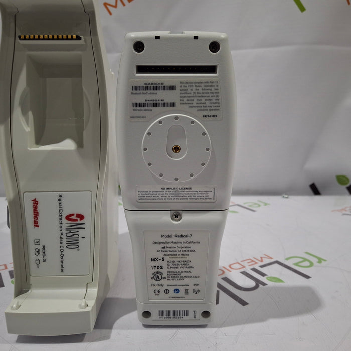 Masimo Radical 7 Pulse Oximeter w/ Base