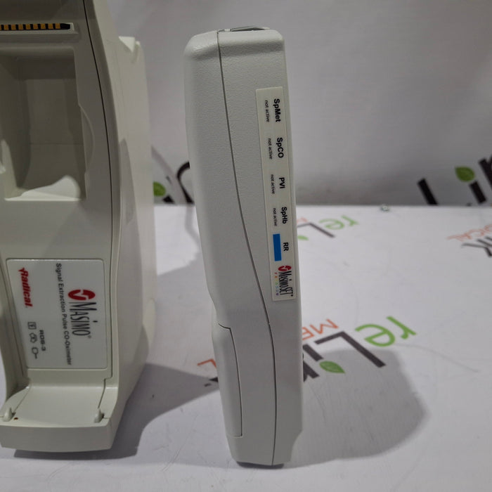 Masimo Radical 7 Pulse Oximeter w/ Base
