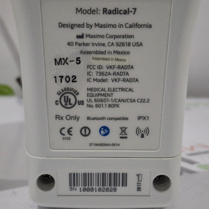 Masimo Radical 7 Pulse Oximeter w/ Base