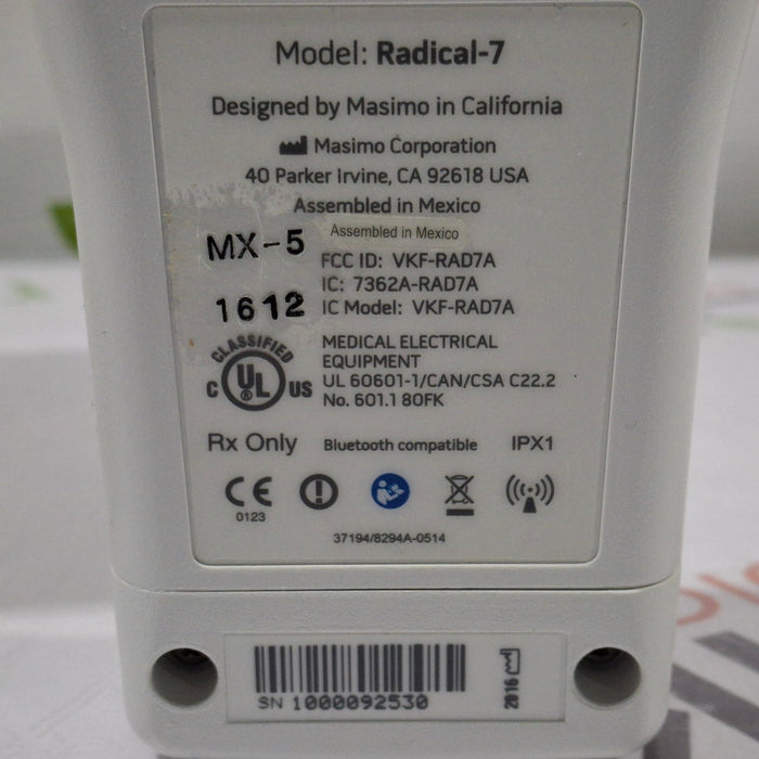 Masimo Radical 7 Pulse Oximeter w/ Base
