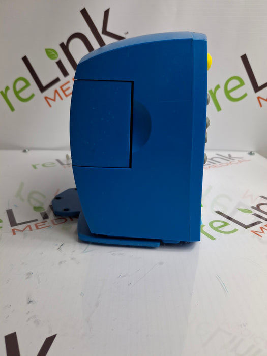 GE Healthcare Dinamap V100 - NIBP, SpO2, Temp Vital Signs Monitor