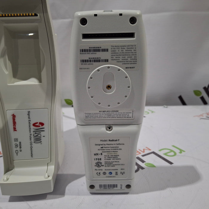 Masimo Radical 7 Pulse Oximeter w/ Base