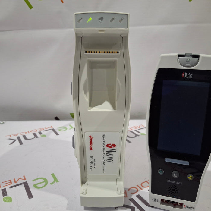 Masimo Radical 7 Pulse Oximeter w/ Base