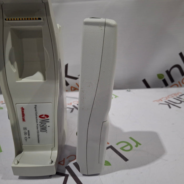 Masimo Radical 7 Pulse Oximeter w/ Base