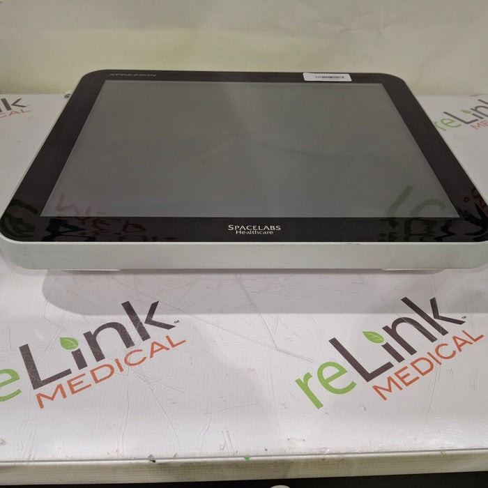 Spacelabs Healthcare 94267 Flat Panel Patient Monitor