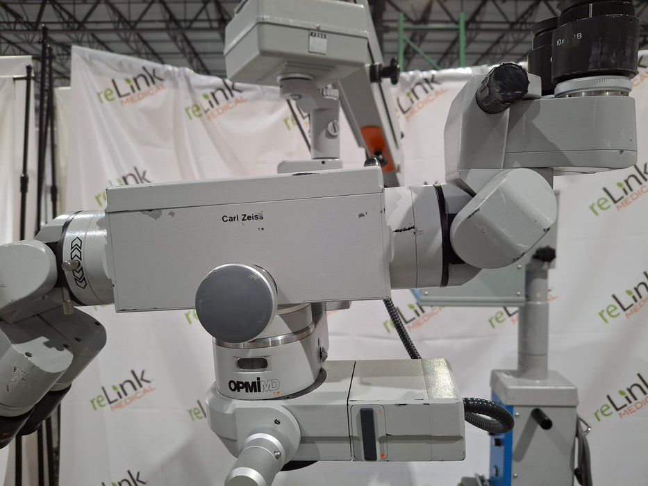Carl Zeiss OPMI MD Surgical Microscope