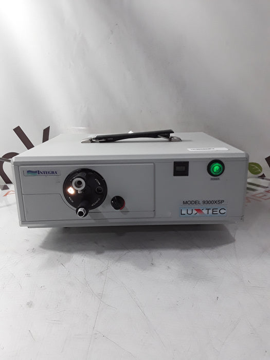 Luxtec 9300XSP Light Source