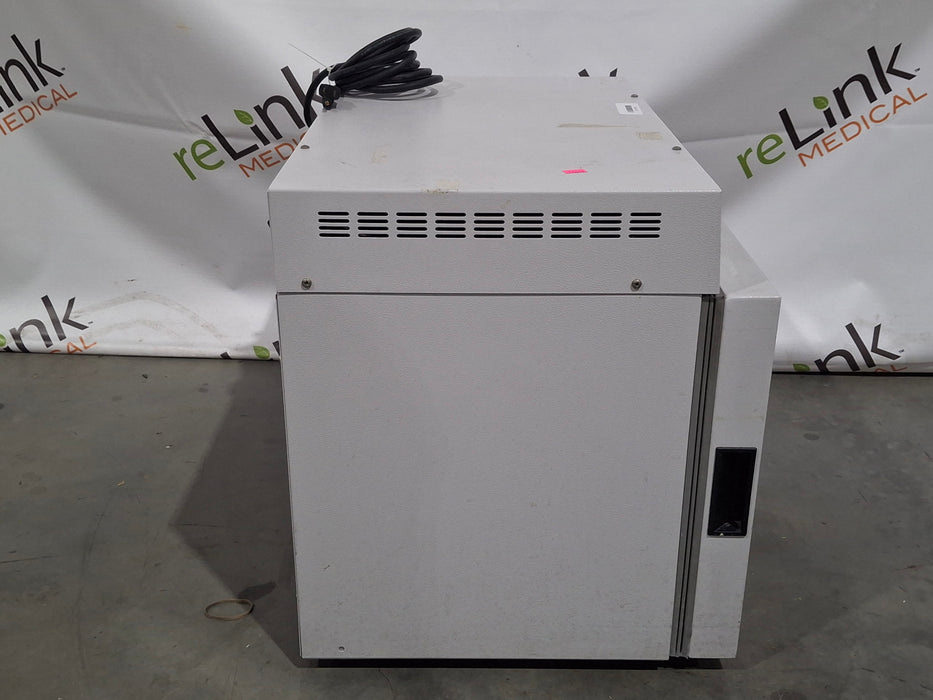 Lab-Line Barnstead 314 CO2 Incubator