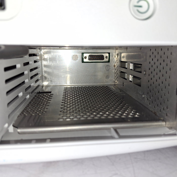 Spacelabs Healthcare Xprezzon Patient Monitor