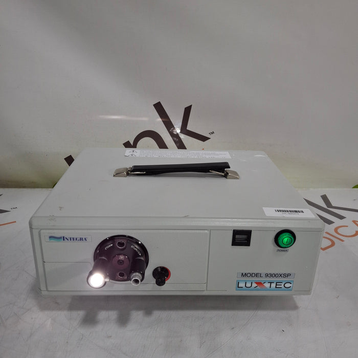 Luxtec 9300XSP Light Source