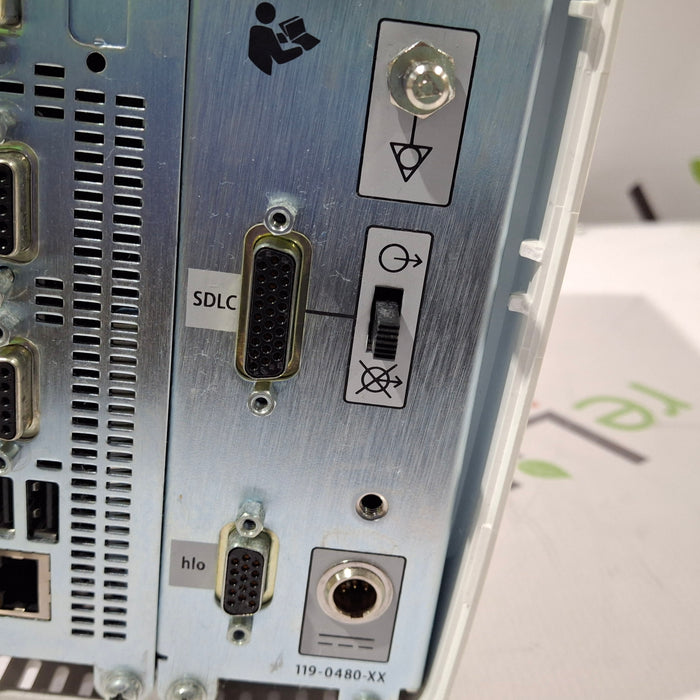 Spacelabs Healthcare Xprezzon Patient Monitor