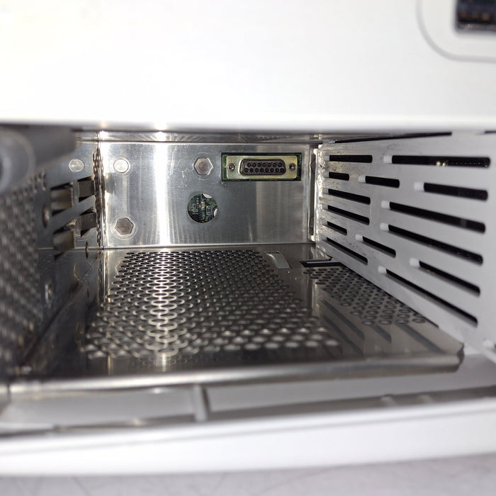 Spacelabs Healthcare Xprezzon Patient Monitor