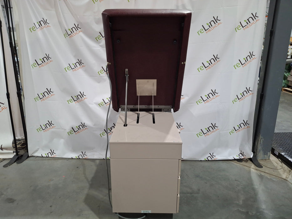 Midmark Ritter 100 Exam Table