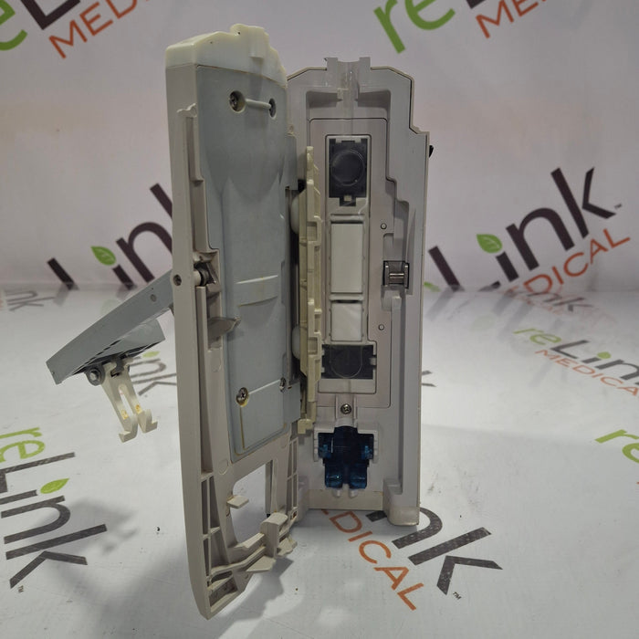 CareFusion Alaris 8015 Large Screen POC Infusion Pump