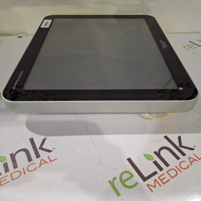 Spacelabs Healthcare 94267 Flat Panel Patient Monitor