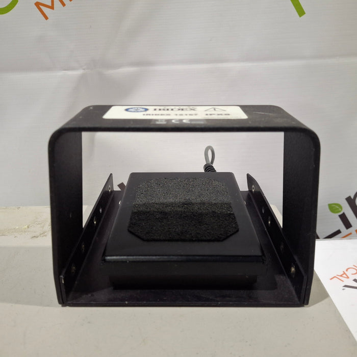 IRIS Medical Oculight GLx Ophthalmic Laser