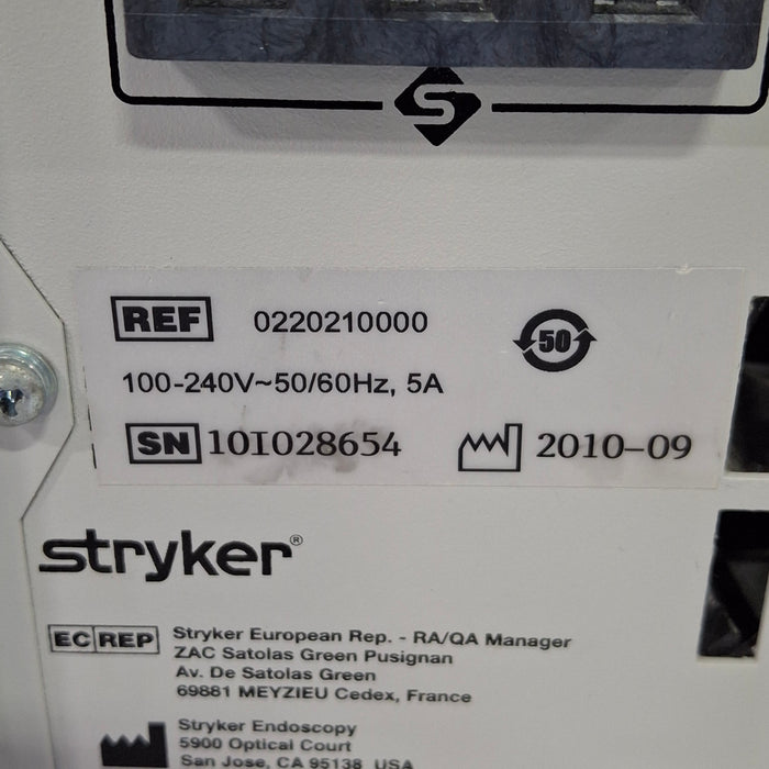 Stryker L9000 Light Source