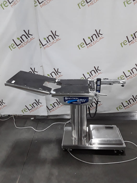 Skytron 6701 Hercules Surgical Table