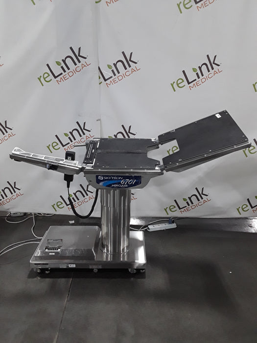 Skytron 6701 Hercules Surgical Table