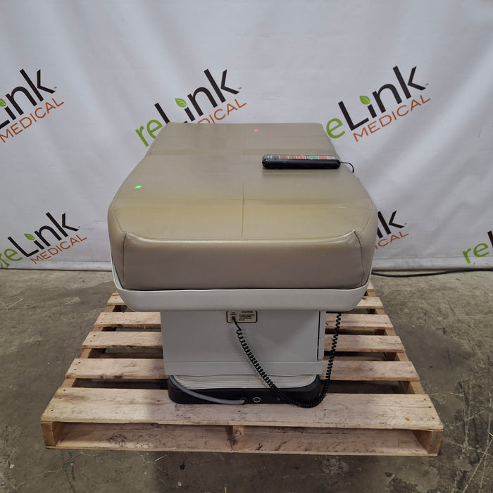 Midmark 405 Hi-Low Power Exam Table