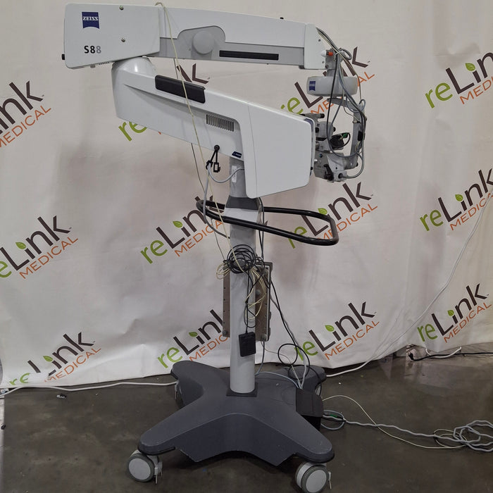 Carl Zeiss VISU 160 / S8 Surgical Microscope